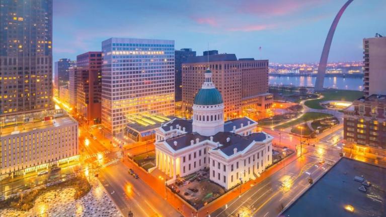 Bus Charter Nation Wide St. Louis city